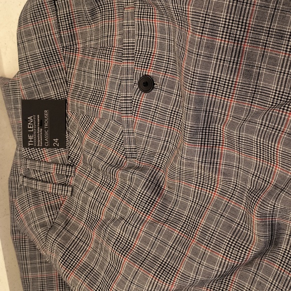 Lane Bryant Lena 24 - Picture 4 of 6